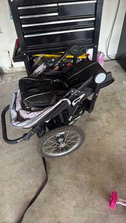Jogging stroller