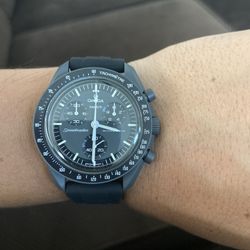 Mission To Mercury - Hardly Worn 