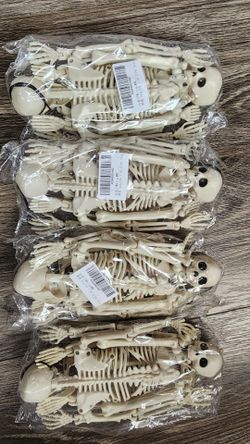 (4)2pk skeletons all for 25 🎃