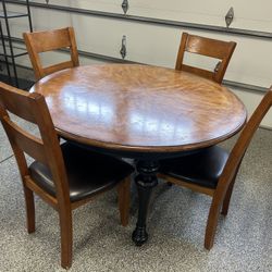 Round Kitchen Table And 4 Chairs