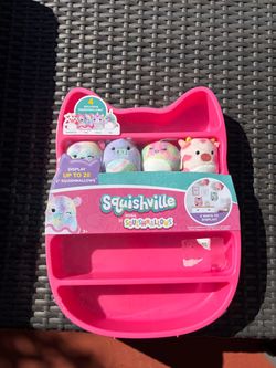 Squishville Play and Display by Squishmallow