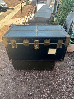 Vintage Wardrobe Trunk