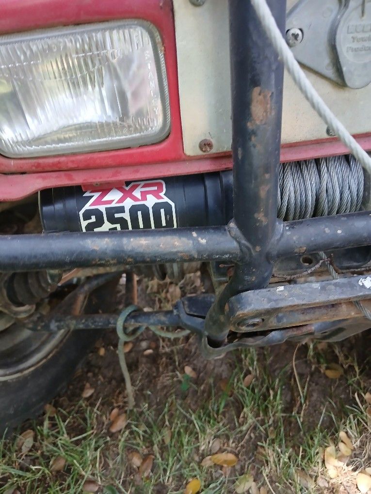 Badland Zzr 2500 Lb Winch