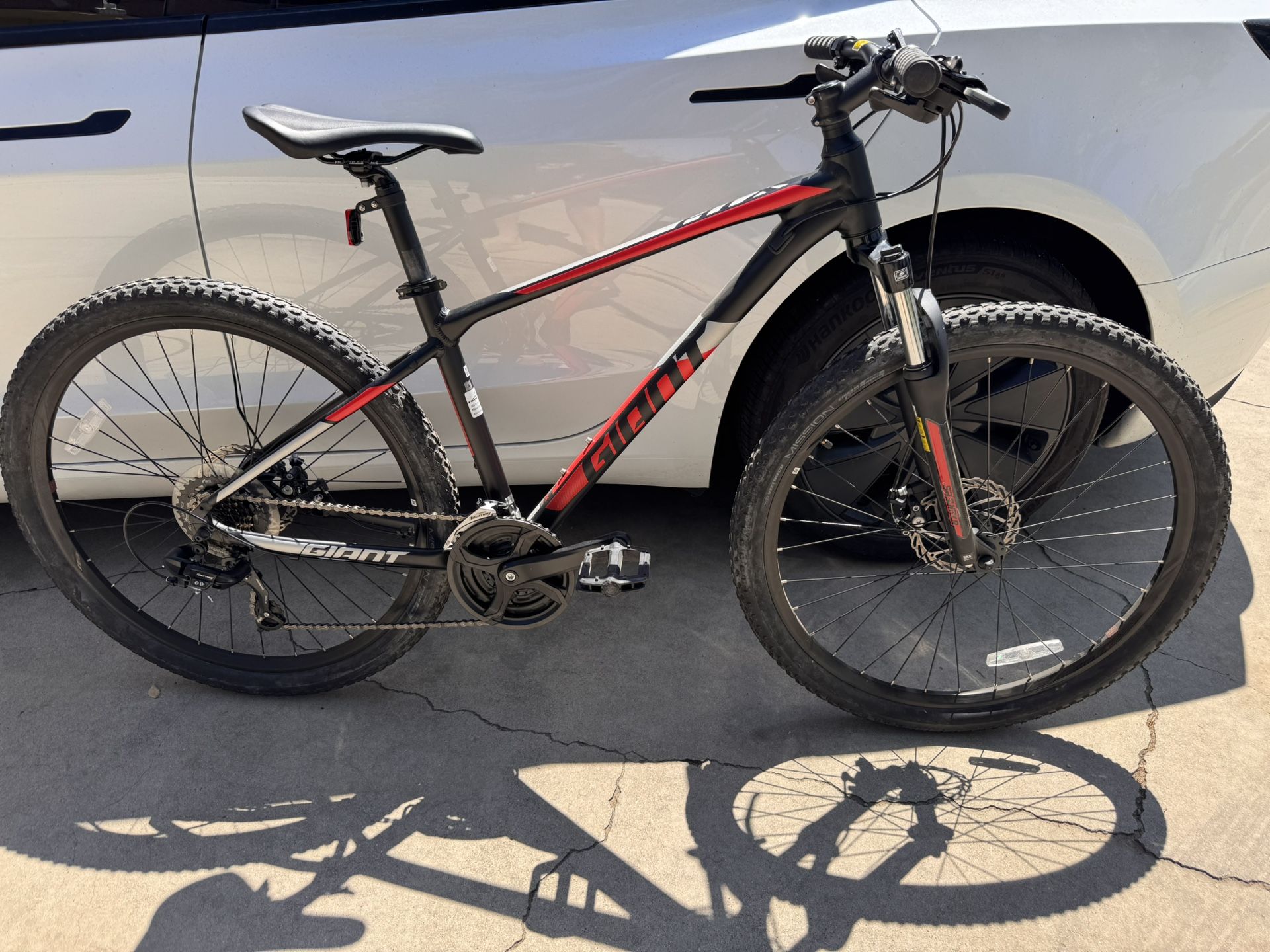 GIANT mountain Bike ATX 3