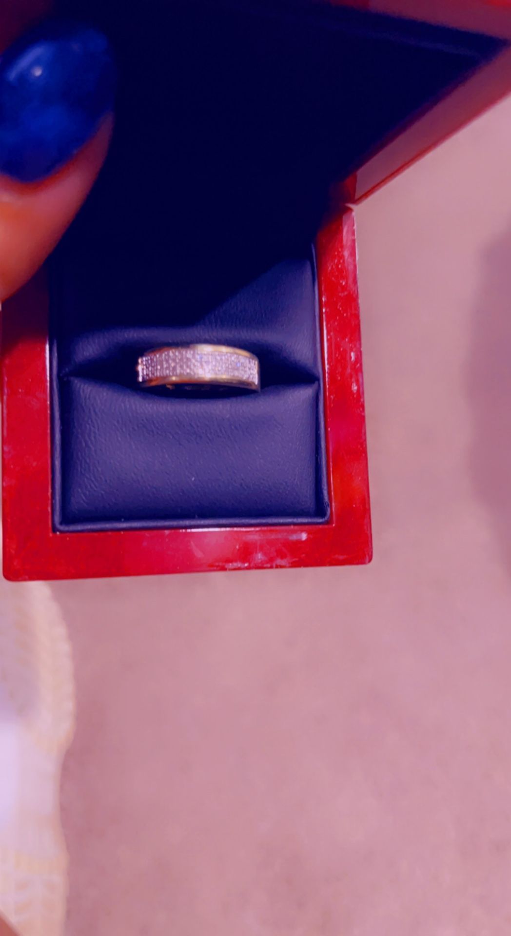 10k Gold mens wedding band