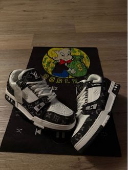 LOUIS VUITTON SNEAKERS