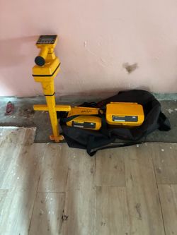 Pipe locator