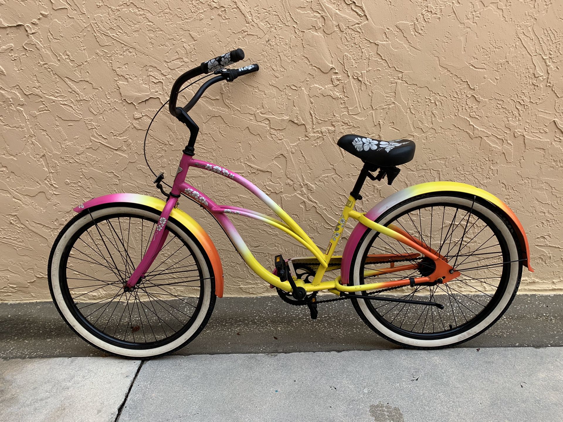 BICYCLE BEACH CRUISE ELECTRA 3 SPEED INTERNAL EXCELLENT CONDITION