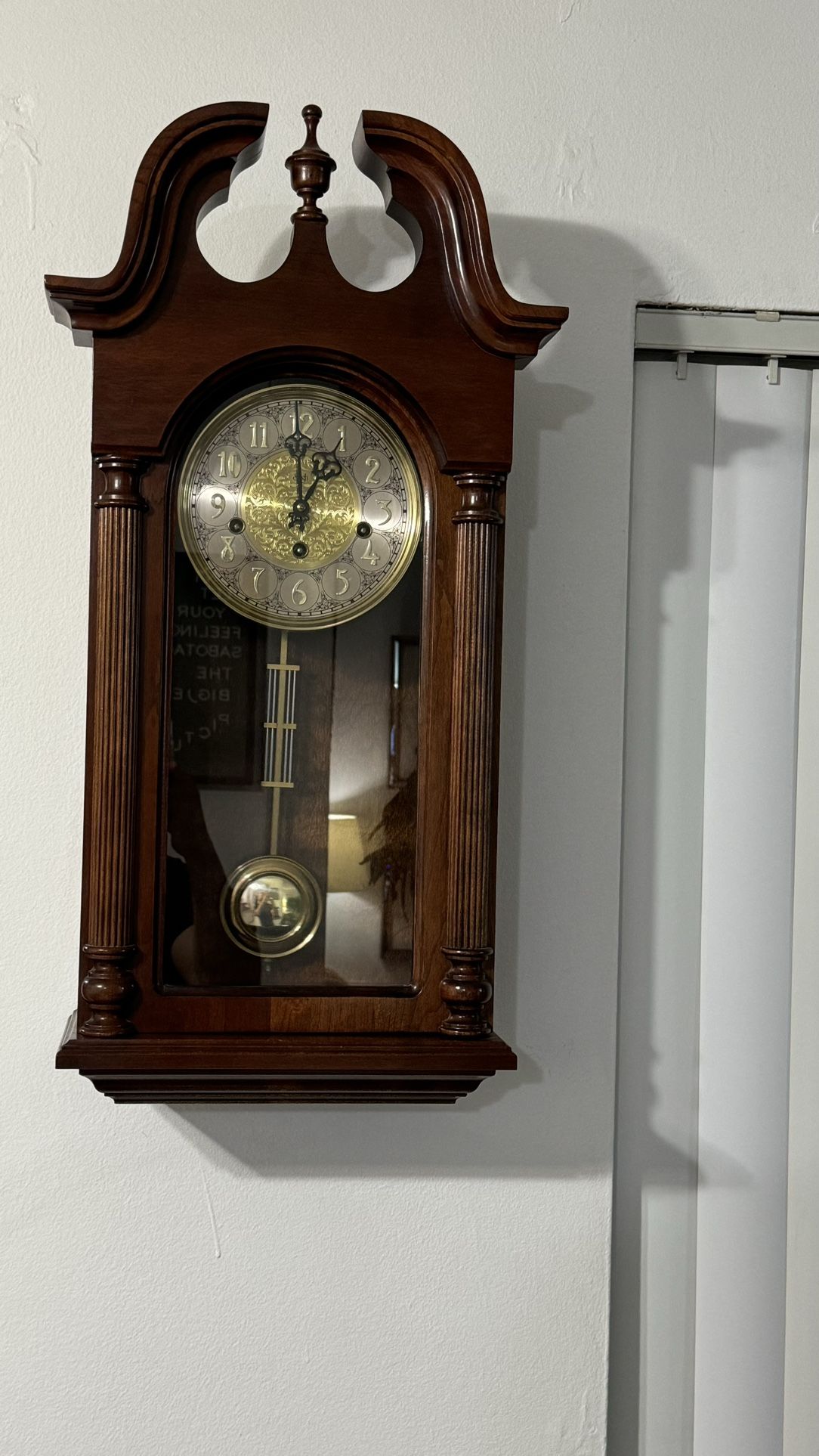 SLIGH 0702-1-AB Carved Oak Chime Wall Clock With Franz Hermle Movement Key Pendulum