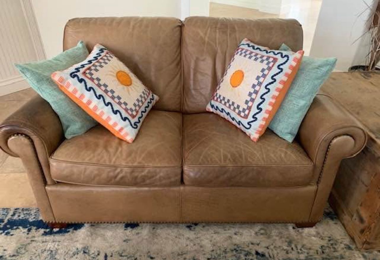 Vintage Rustic Leather Loveseat Tan