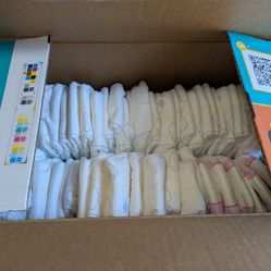 55 Size 4 Diapers In A Box