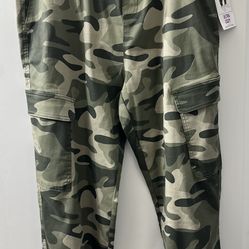 Camu Pants For Woman