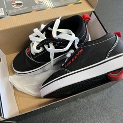 Heelys Size 1 New In Box