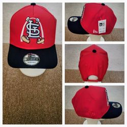 ST LOUIS CARDINALS MLB BASEBALL ⚾️ SNAPBACK HAT. 