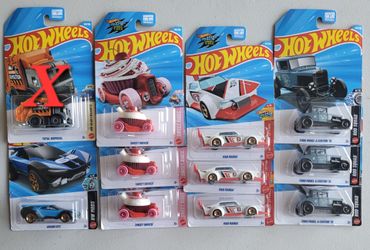 Hot Wheels die-cast regular treasure hunts