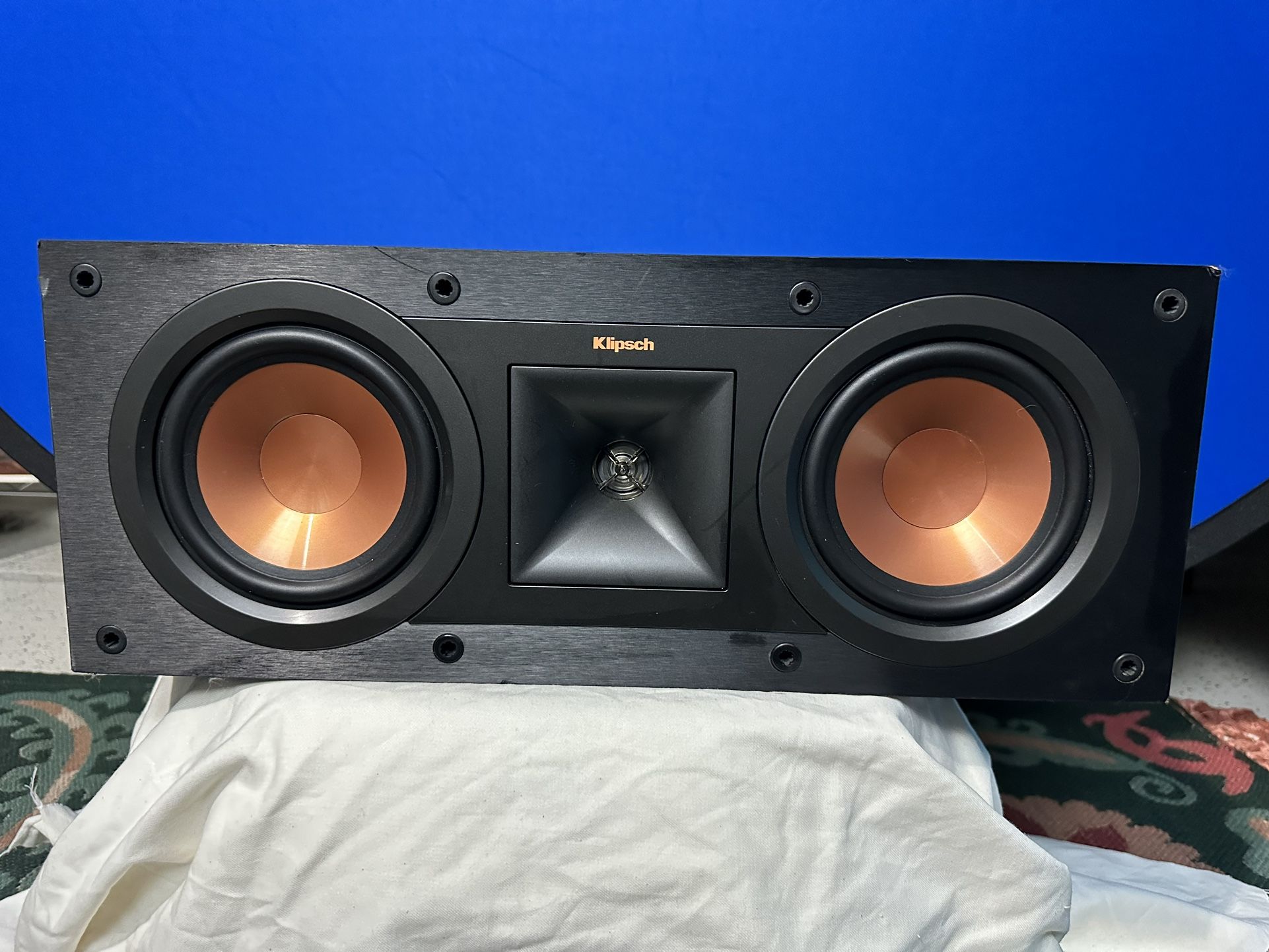 KLIPSCH R-25C CENTER CHANNEL SPEAKER