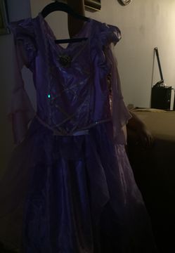 Rapunzel Dress size 8/10 good condition