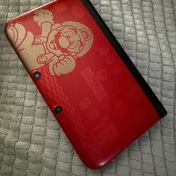 Nintendo 3DS XL New Super Mario Bros 2 Limited Edition