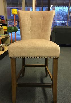 Tall dining chair