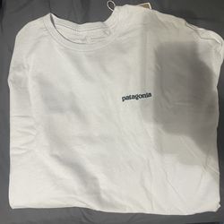 Patagonia Size xL Long Sleeve