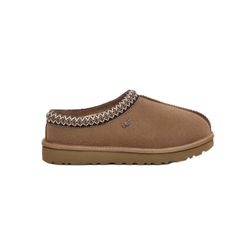 Uggs Chestnut Slippers 