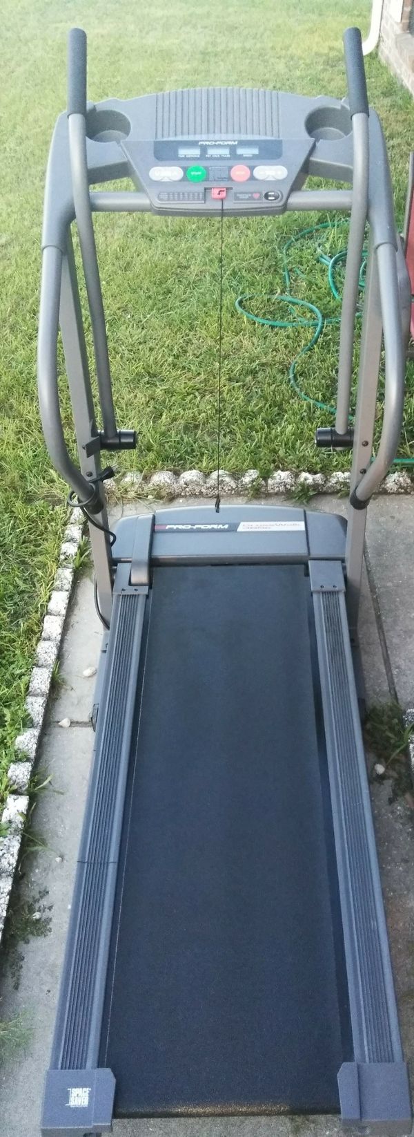 Reduced***Treadmill ProForm Crosswalk 365e for Sale in Jacksonville, FL
