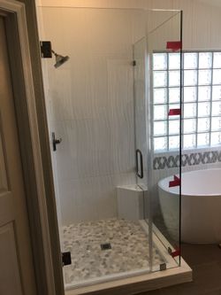 Glass shower doors