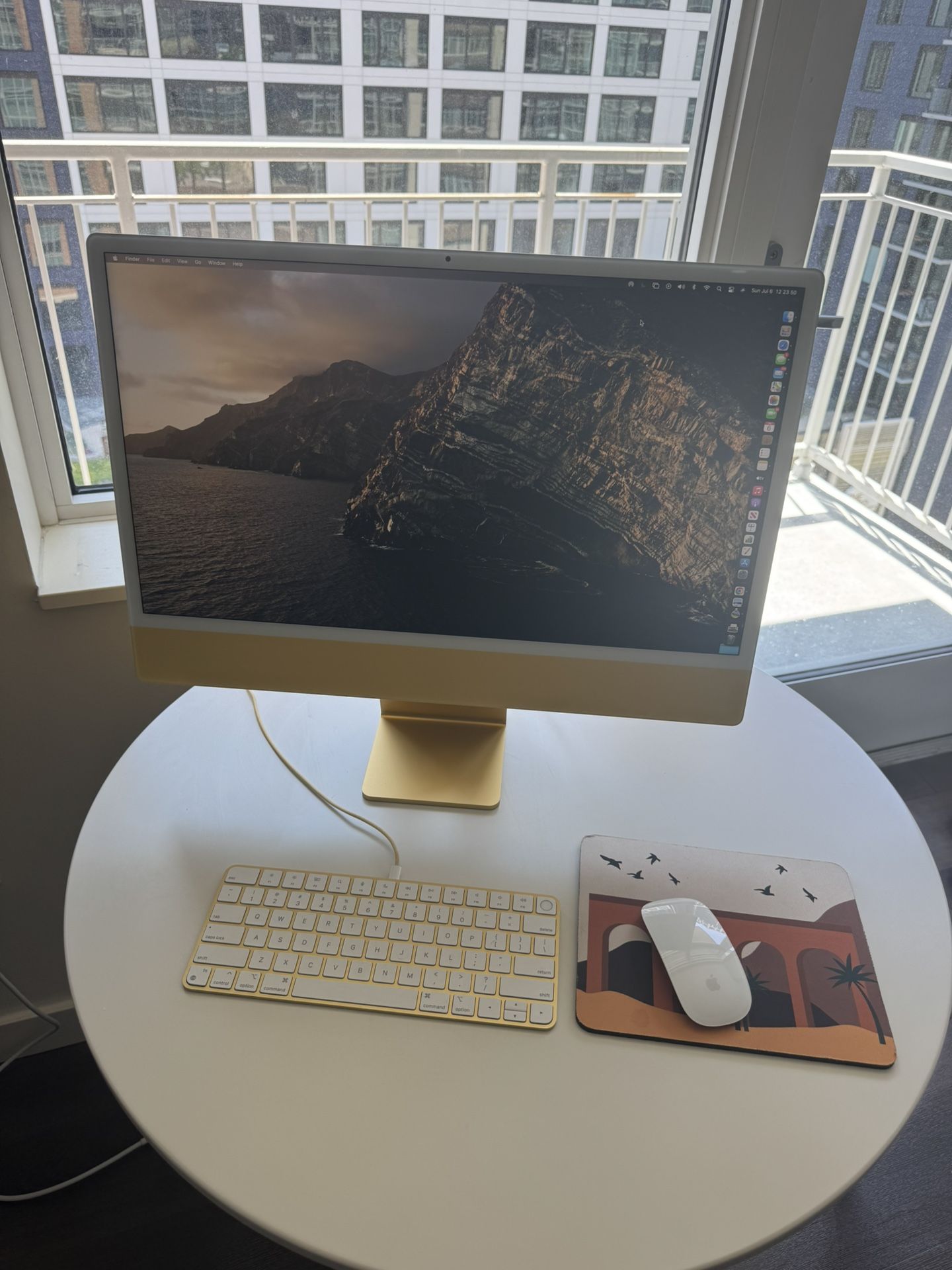 Apple iMAC (512GB SSD, 16GB MEMORY)