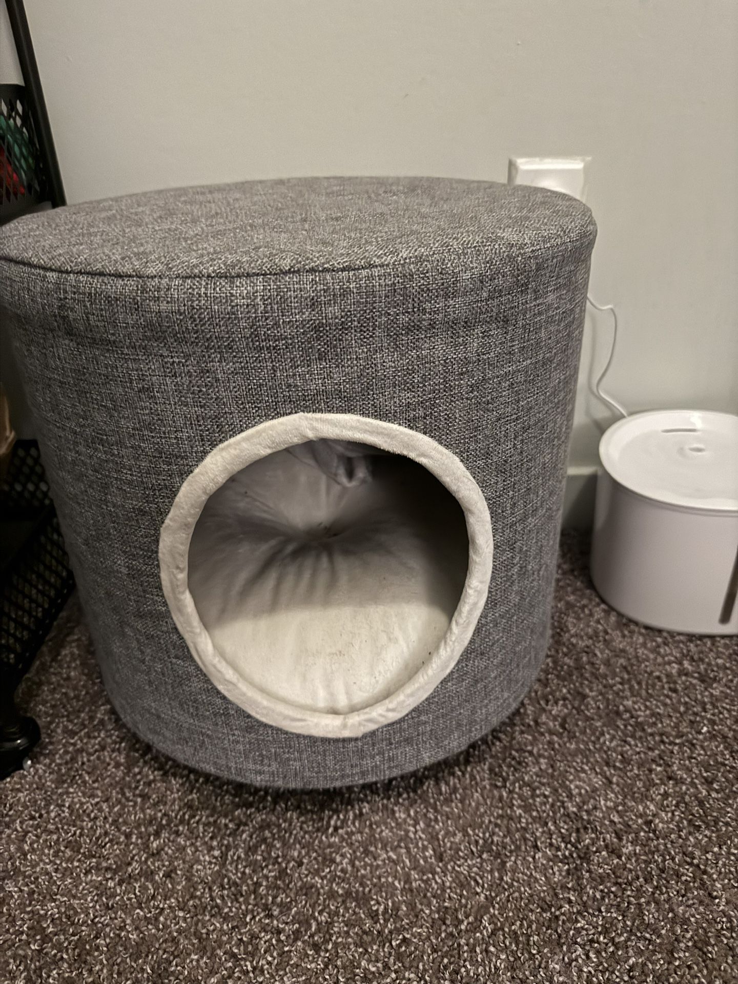 Cat Bed Hideout