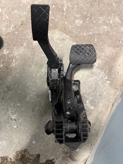 2022 Volkswagen Taos 1.5L Accelerator Gas Pedal OEM