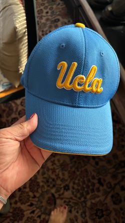 captivating UCLA Bruin baseball cap velcro blue & yellow piping on the bill