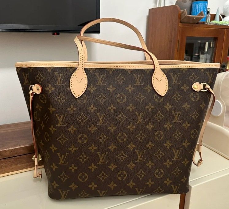 Louis Vuitton Alma PM handbag