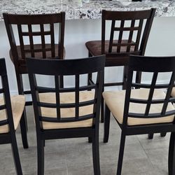 FULL SET OF CHAIRS
