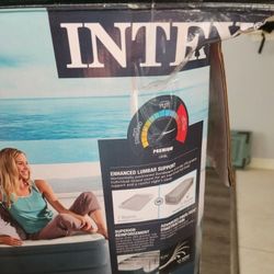 Intex Dura-Beam Deluxe High-Rise Pillow Top Air Bed - Queen Size New/ Need gone ASAP