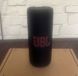 JBL portable grip bluetooth speaker