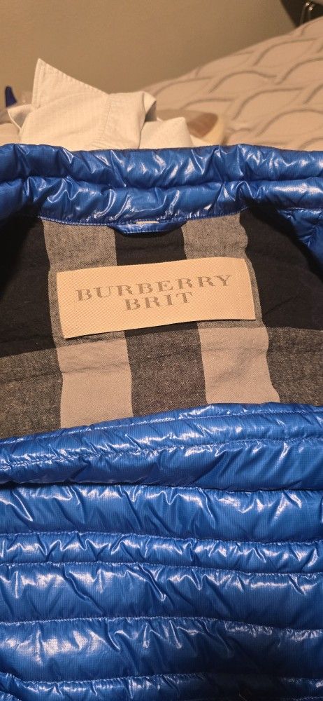 Burberry vest