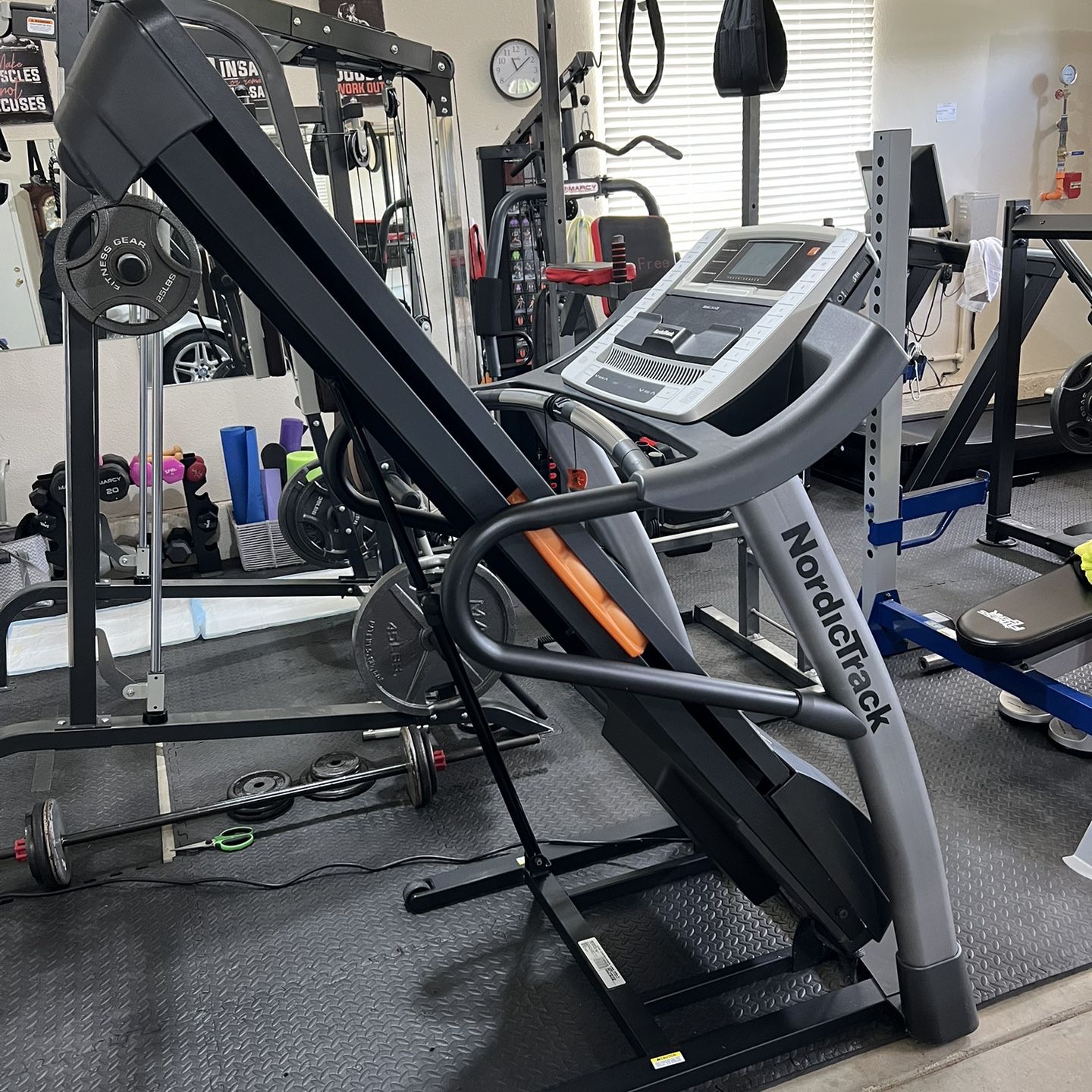 NordicTrack A2750 Pro Space Saver Treadmill