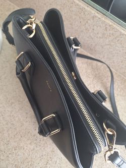 Black Aldo bag with crossbody strap