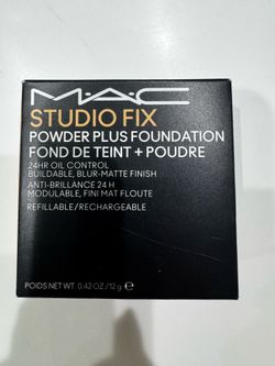 MAC studio fix powder foundation