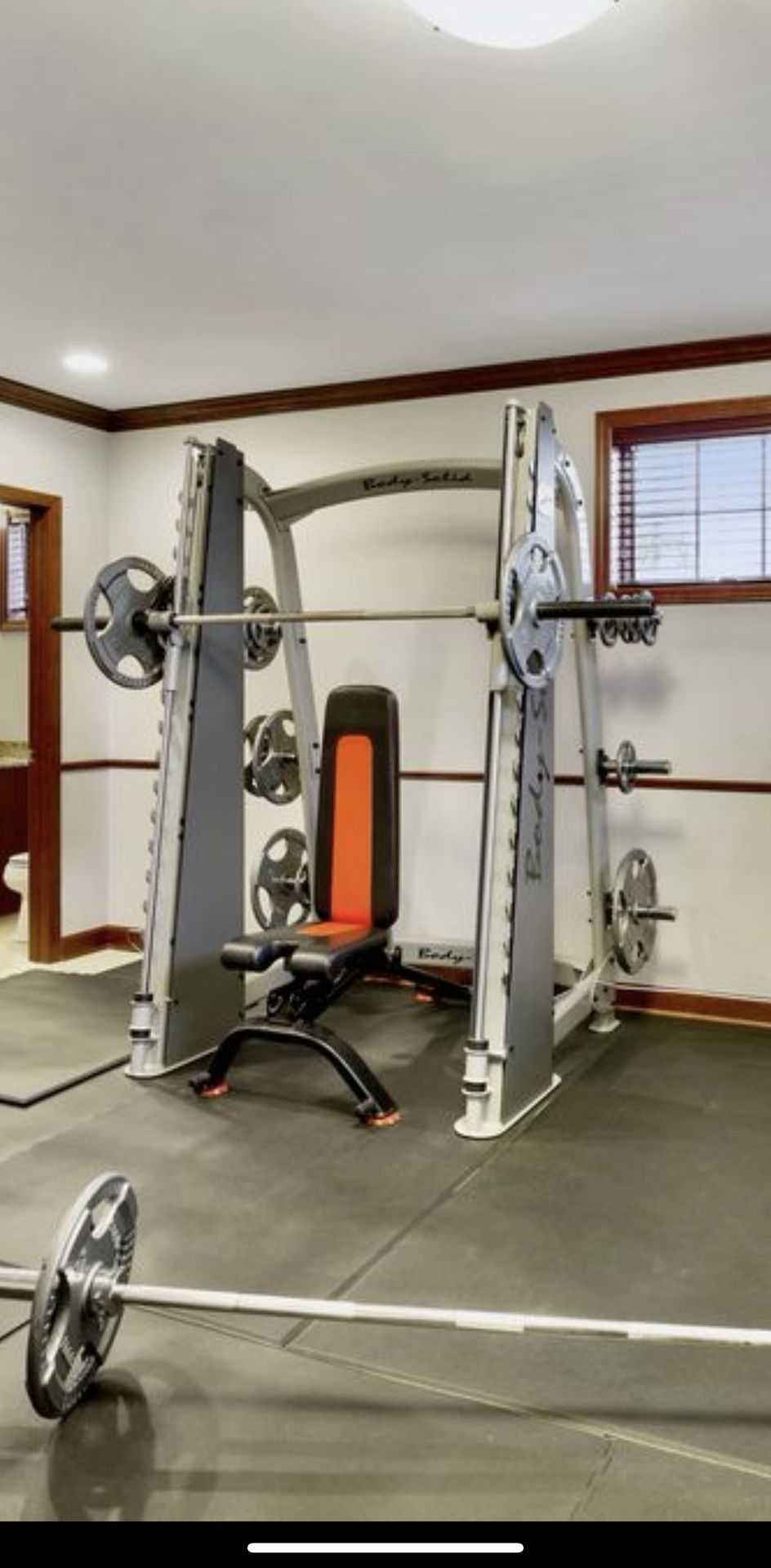 Body Solid Smith Machine - BENCH AND WEIGHTS Included
