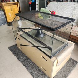 Reptile Tank 40 Gallons