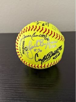 TEAM USA WOMENS SOFTBALL