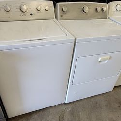 Kenmore Large Capacity Top Loading Washer And Gas Dryer Set 