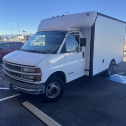 2001 Chevy G3500