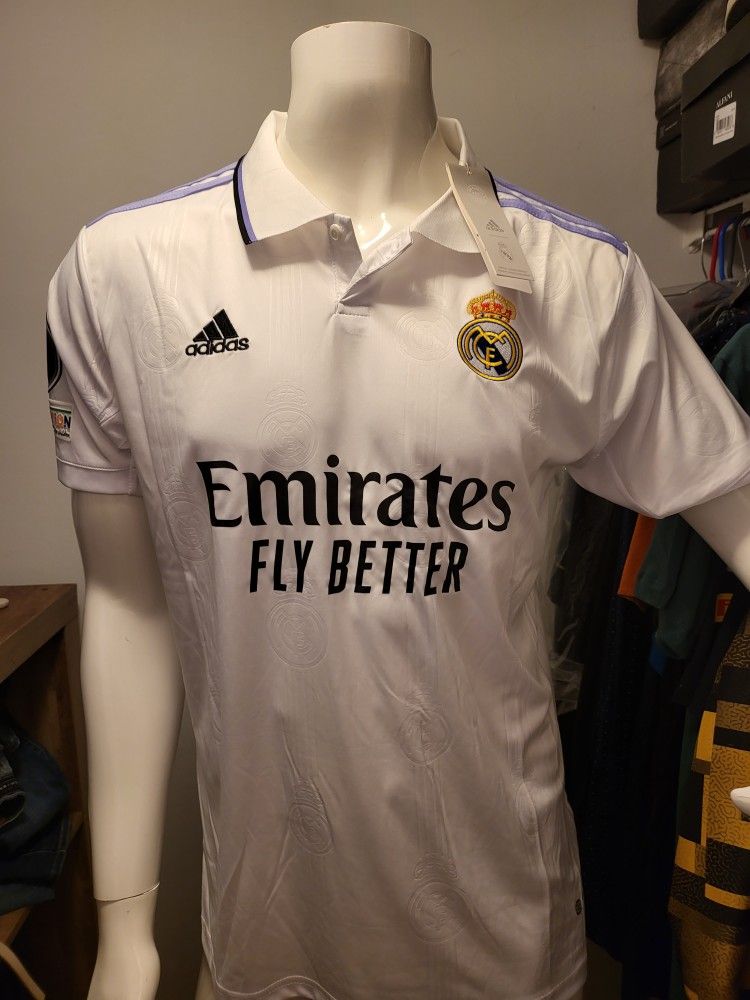 Real Madrid Jersey Size L Pero Si Eres Talla Mediana Te Puede Servir