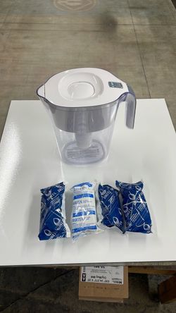 Brita water pitcher with 4 filters