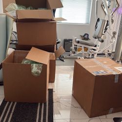 Pending pickup- Free Big And some small boxes