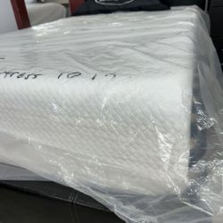Mattress Queen 10 inch Gel Memory Foam NEW