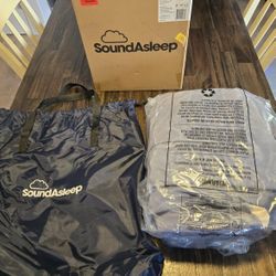 Brand New Queen Size Luxury Air Mattress With Built In Pump