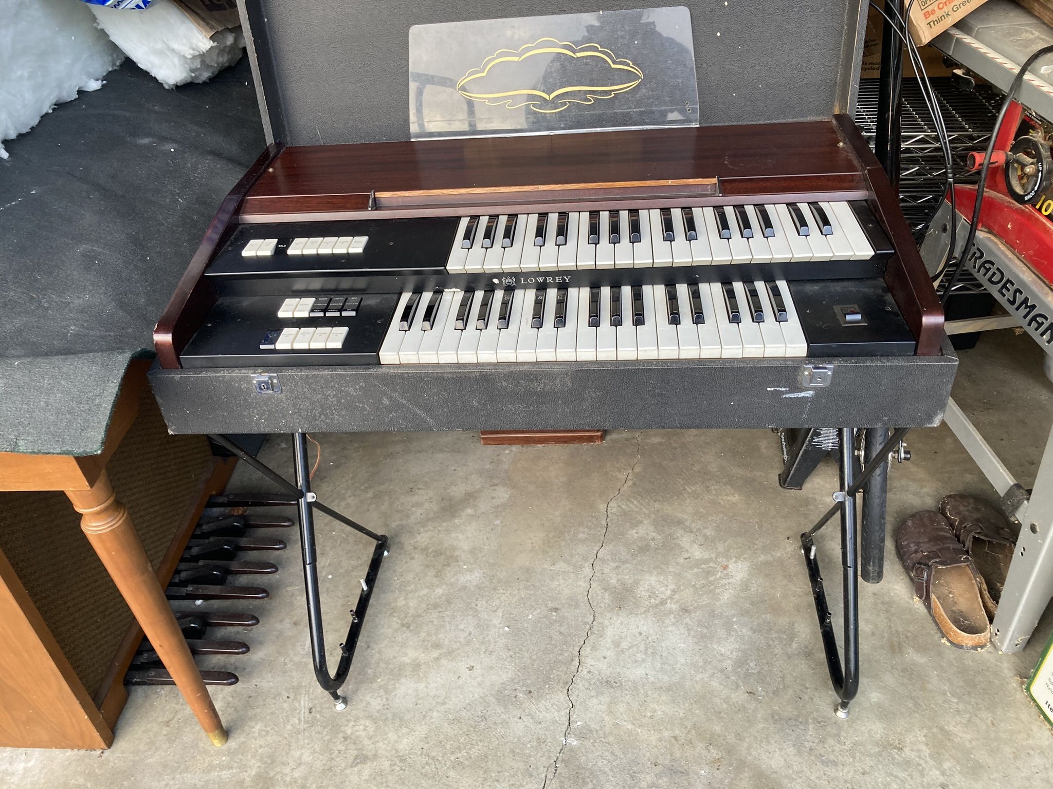 Vintage 60s Lowrey T-1 Suitcase Organ 1964-66